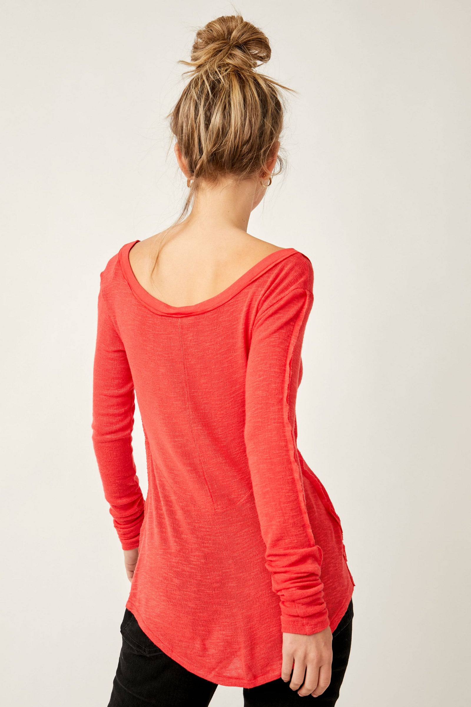 CABIN FEVER LAYERING TOP